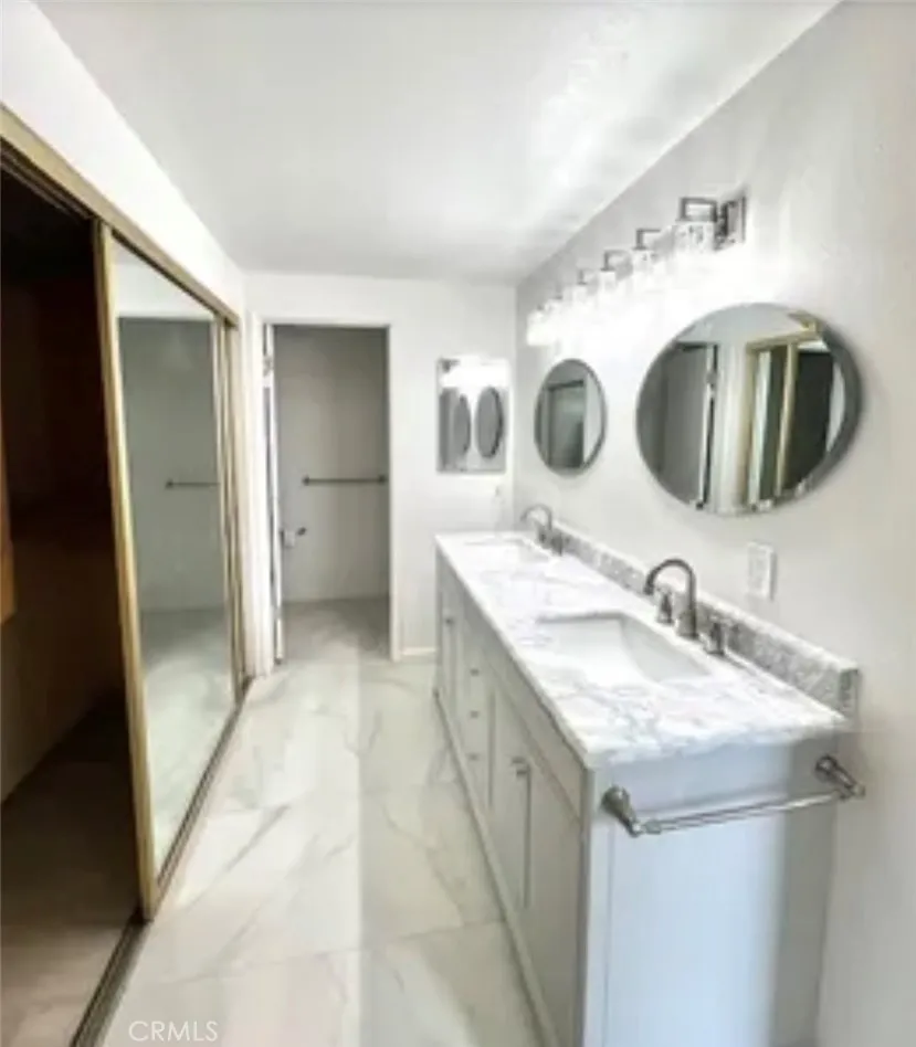 84 Cresta Verde Drive, Rolling Hills Estates, California 90274 home-pic-11